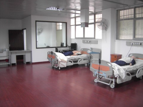 模拟重症监护病房