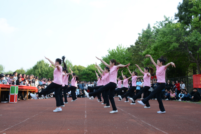 学前教育学院“五项全能”展示全能技艺