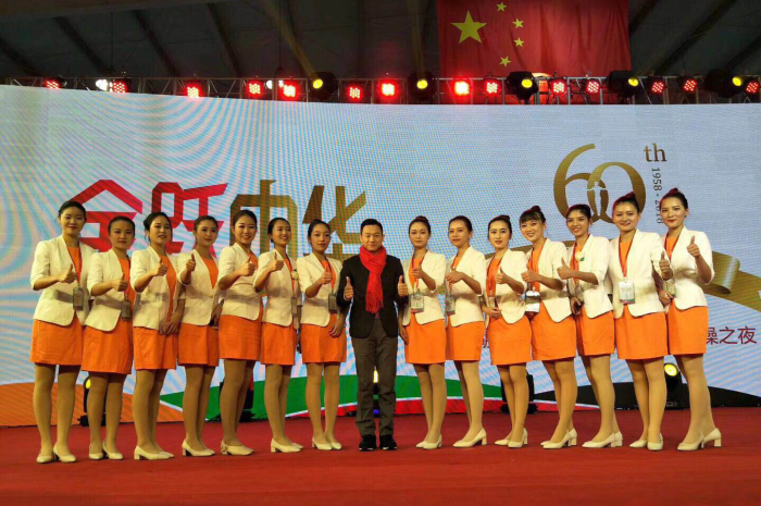 我院志愿者服务湖北体操60周年