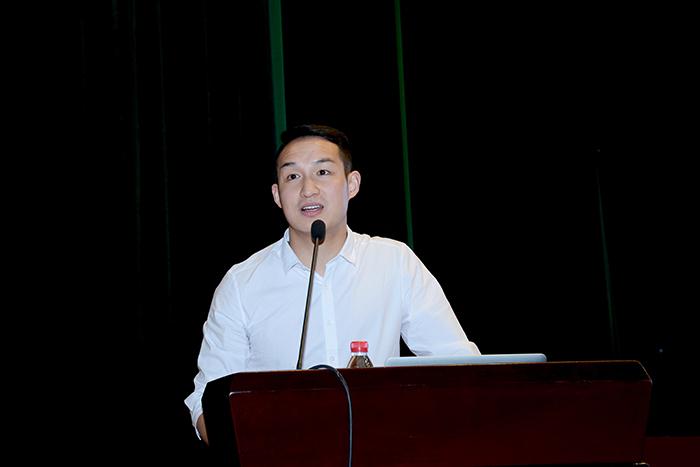 校友王松返校作专题讲座